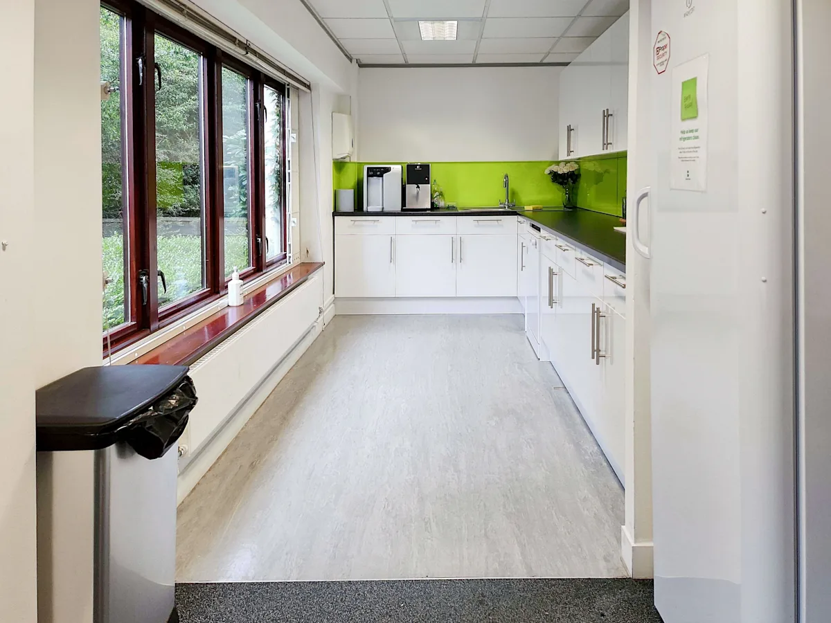 Flexible furnished workspace